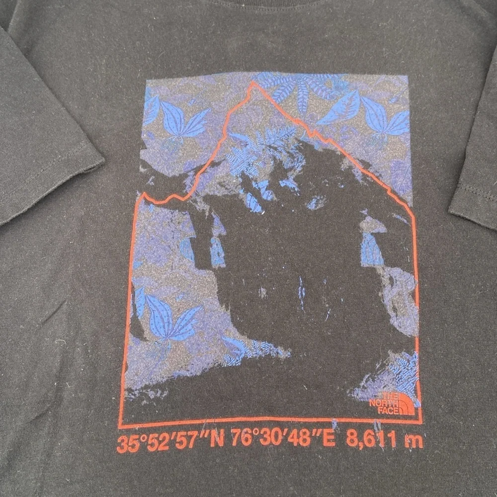 The North Face Large Mountain Flower Scene Black Short Sleeve T Shirt